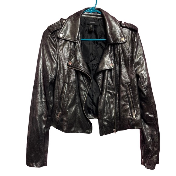 Forever 21 Silver Metallic Motorcycle Jacket Graphic Back Size Medium - Picture 2 of 3